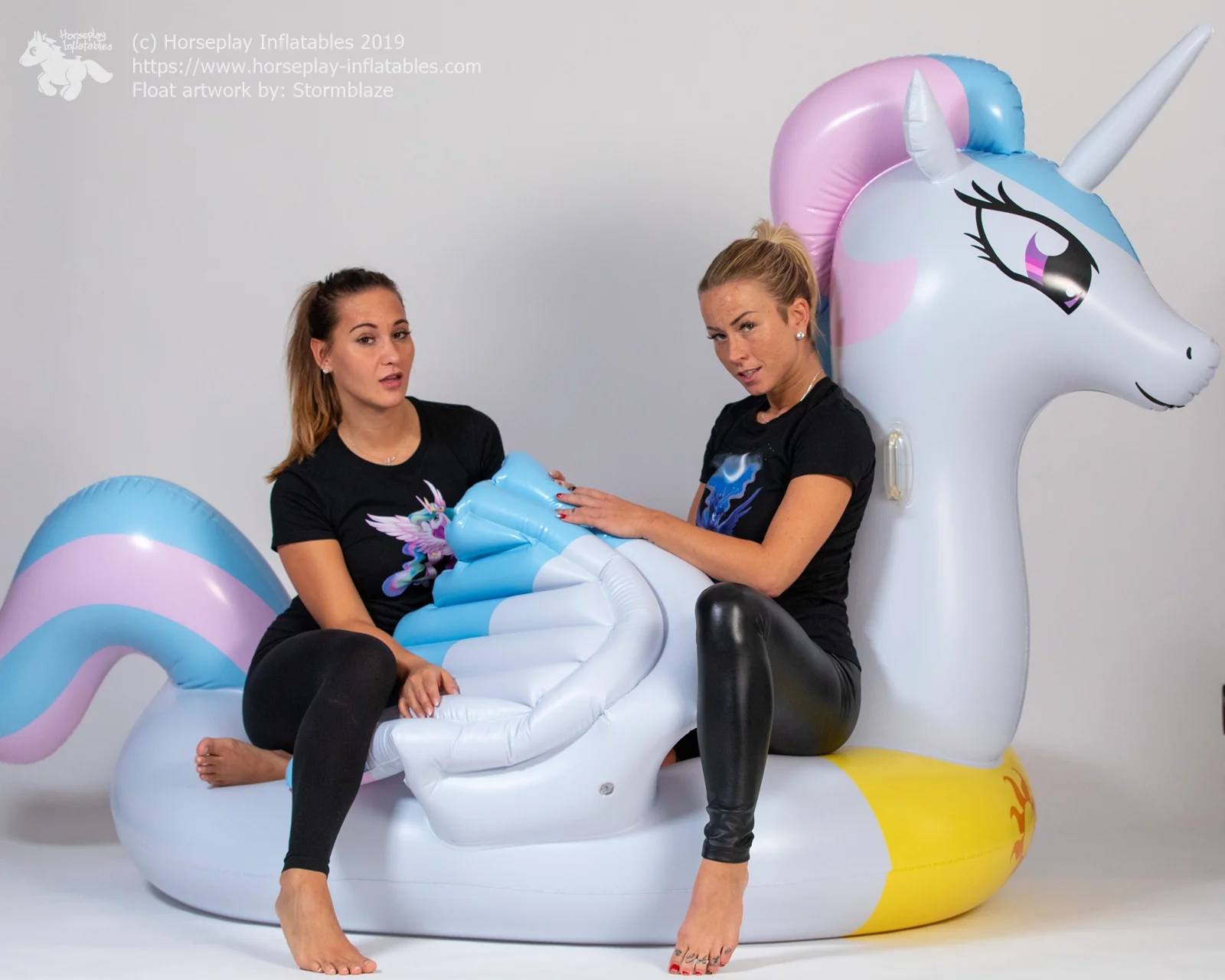 Feels like Heaven - inflatable pony float - Image 3