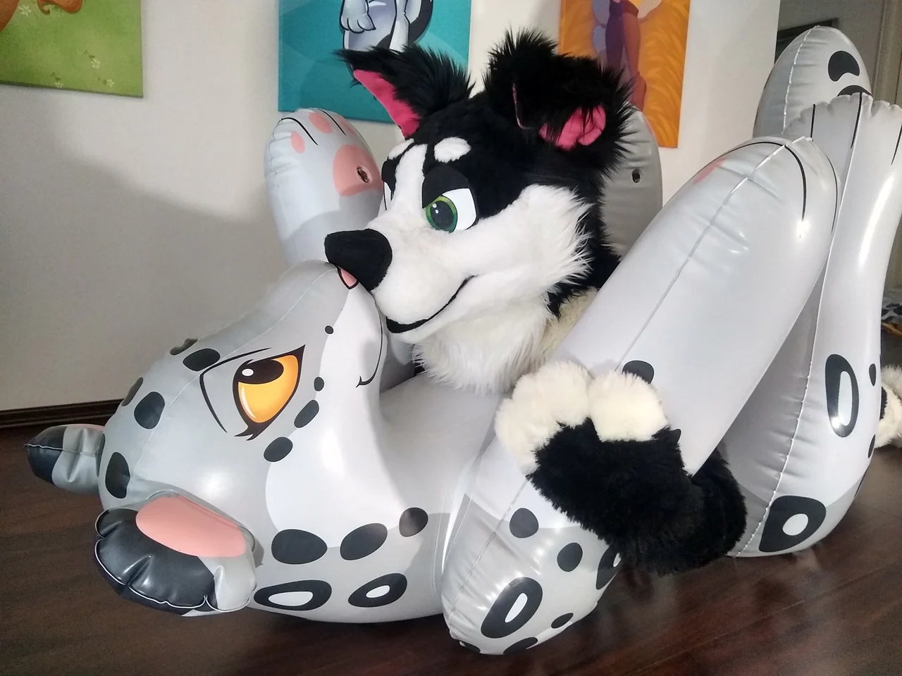 Inflatable Snow Leopard by Lizet - Image 7