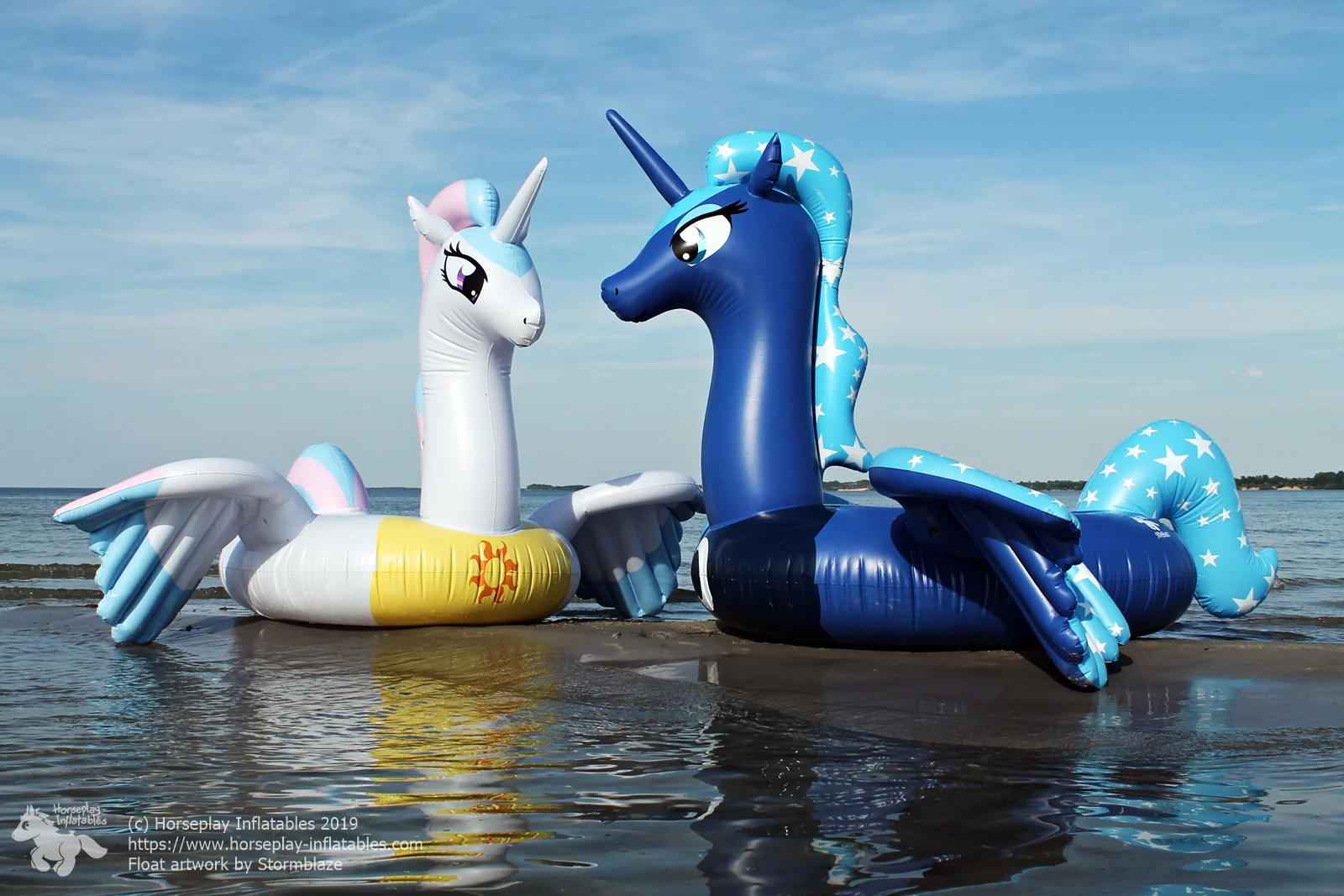 Reach for the Moon - inflatable pony float - Image 8